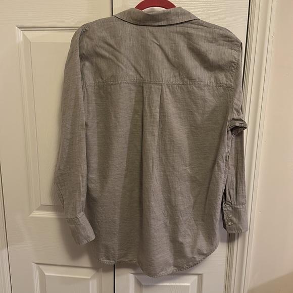 Everlane Cotton Button Down Size 4 - Picture 2 of 5